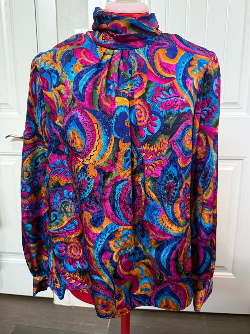 Womens Vibrant VTG Paisley/Abstract Mock Neck Blouse - Multicolor 1980s Size 12